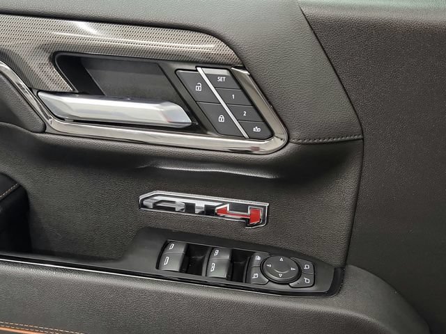 Used 2023 GMC Sierra 1500 AT4 w/ AT4 Preferred Package AWD/4WD image 32