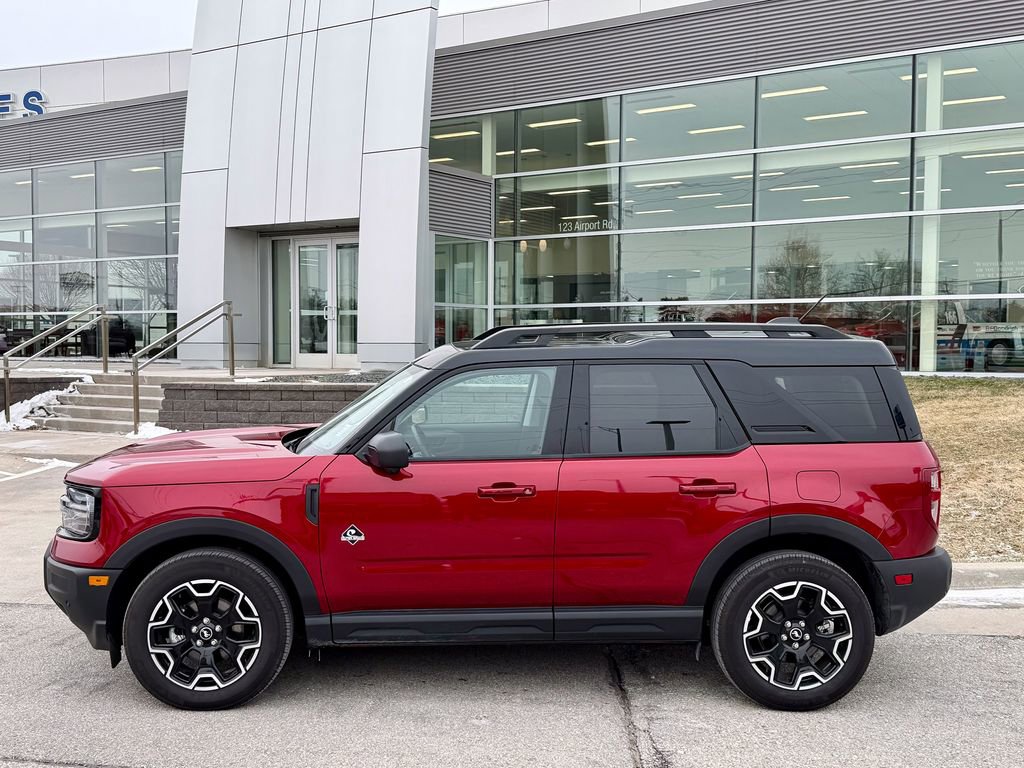 Certified 2025 Ford Bronco Sport Outer Banks w/ Outer Banks Tech Package+ image 3