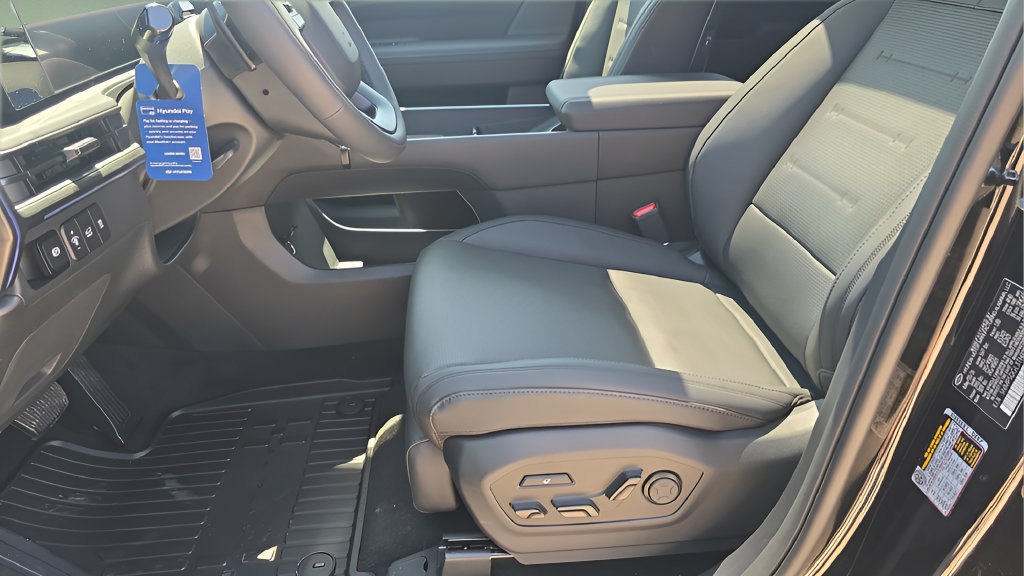 New 2026 Hyundai Santa Fe Calligraphy AWD/4WD image 13