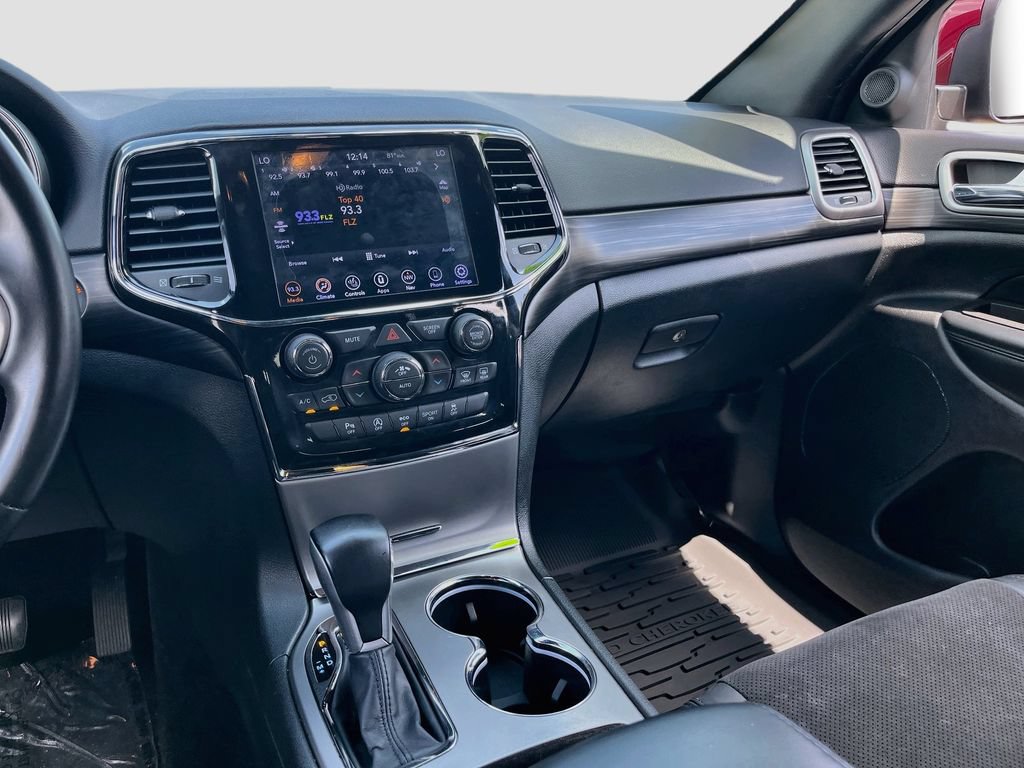 Certified 2022 Jeep Grand Cherokee Laredo X RWD image 23