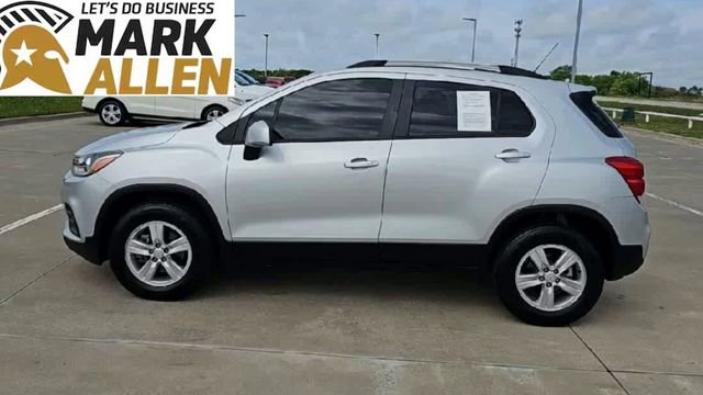 Used 2022 Chevrolet Trax LT w/ Driver Confidence Package AWD/4WD image 5