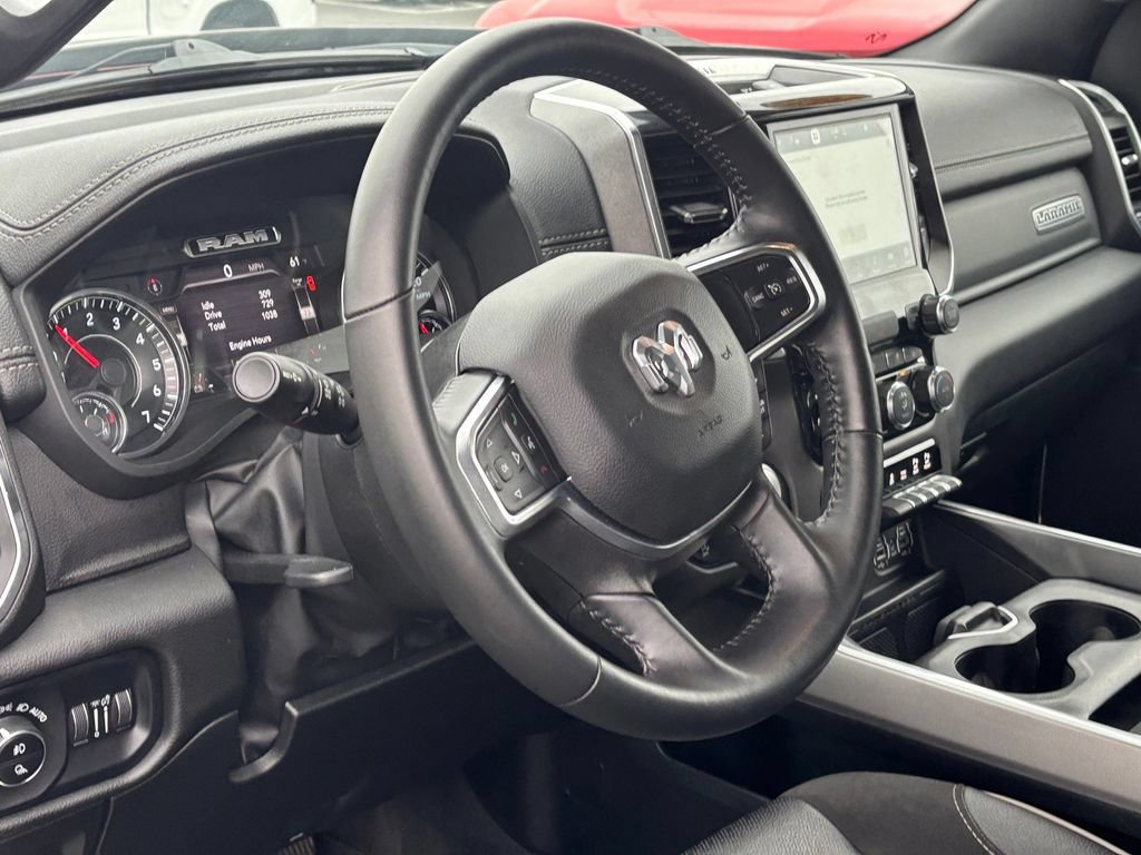 Used 2022 RAM 1500 Laramie AWD/4WD image 12