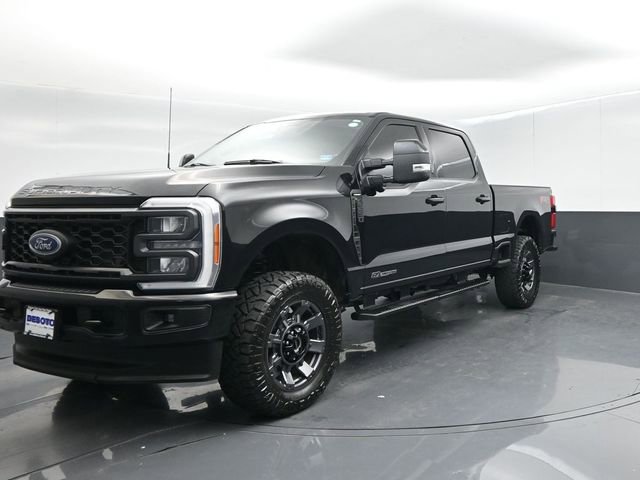 Certified 2023 Ford F250 Lariat w/ Sport Appearance Package AWD/4WD image 4