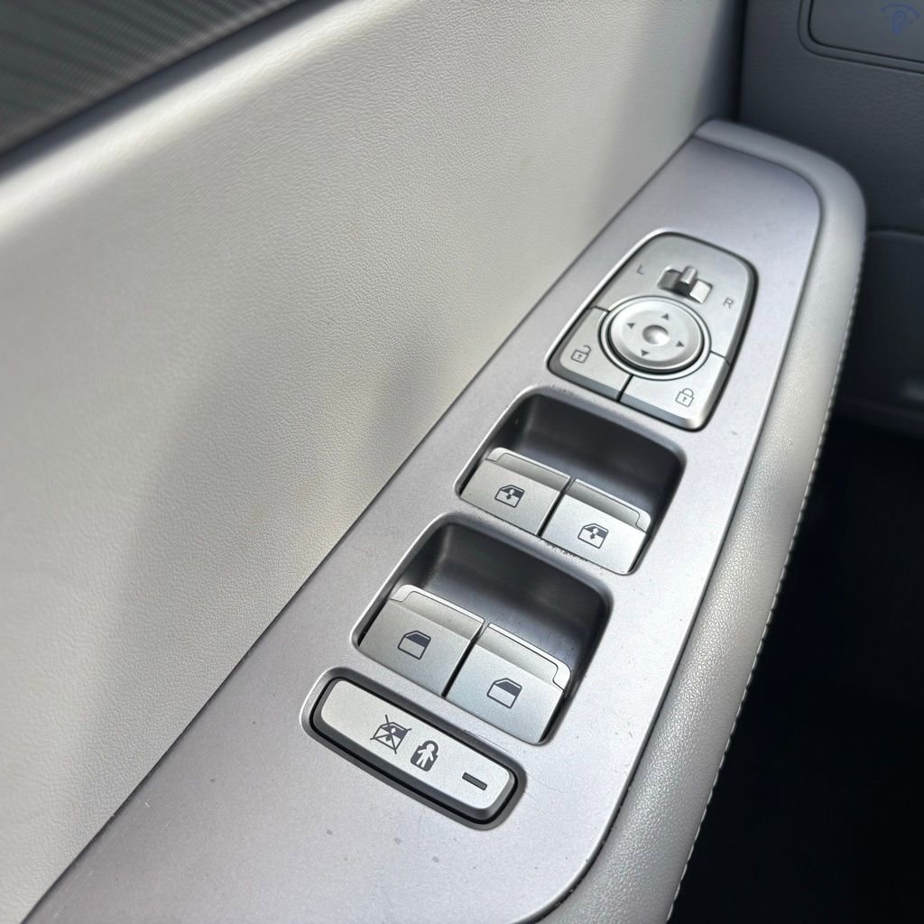 Used 2024 Hyundai Palisade SEL image 25