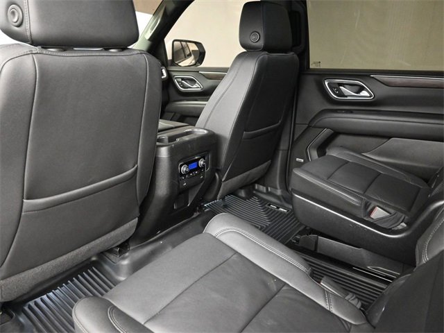 Used 2023 Chevrolet Suburban Z71 w/ Luxury Package image 22