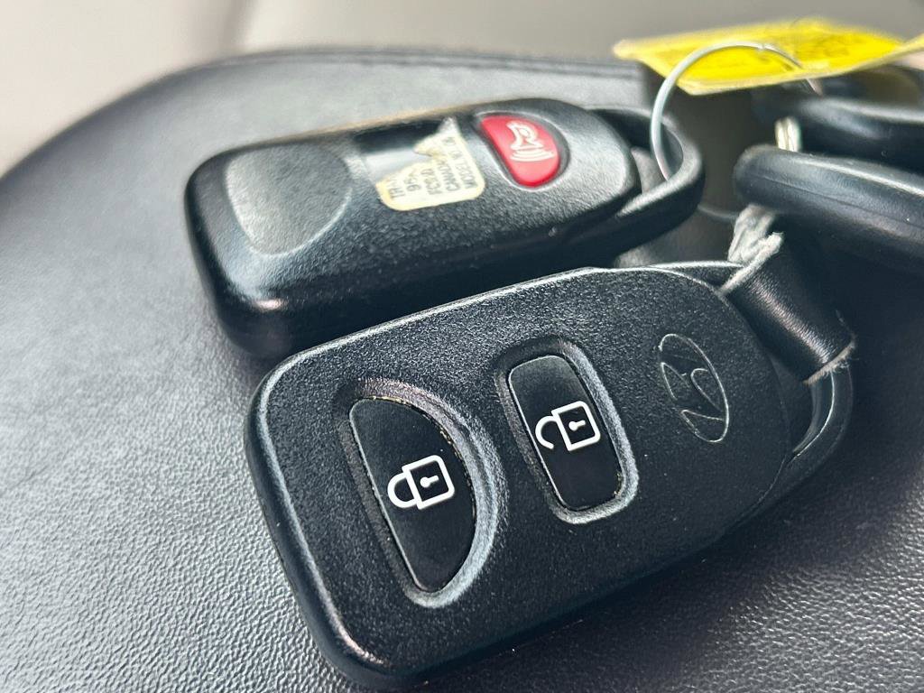 Used 2014 Hyundai Tucson GLS image 32