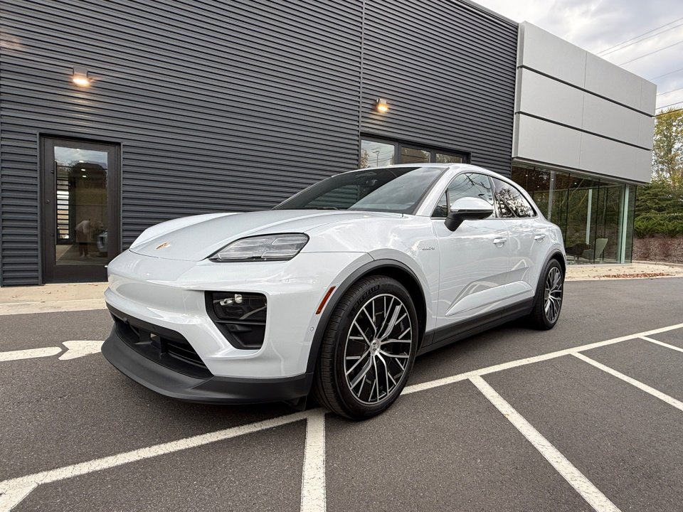 Certified 2024 Porsche Macan 4 Electric
