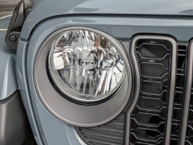 New 2026 Jeep Gladiator Sport AWD/4WD image 10