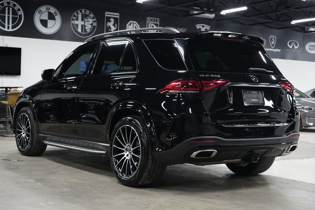 Used 2021 Mercedes-Benz GLE 580 4MATIC image 3