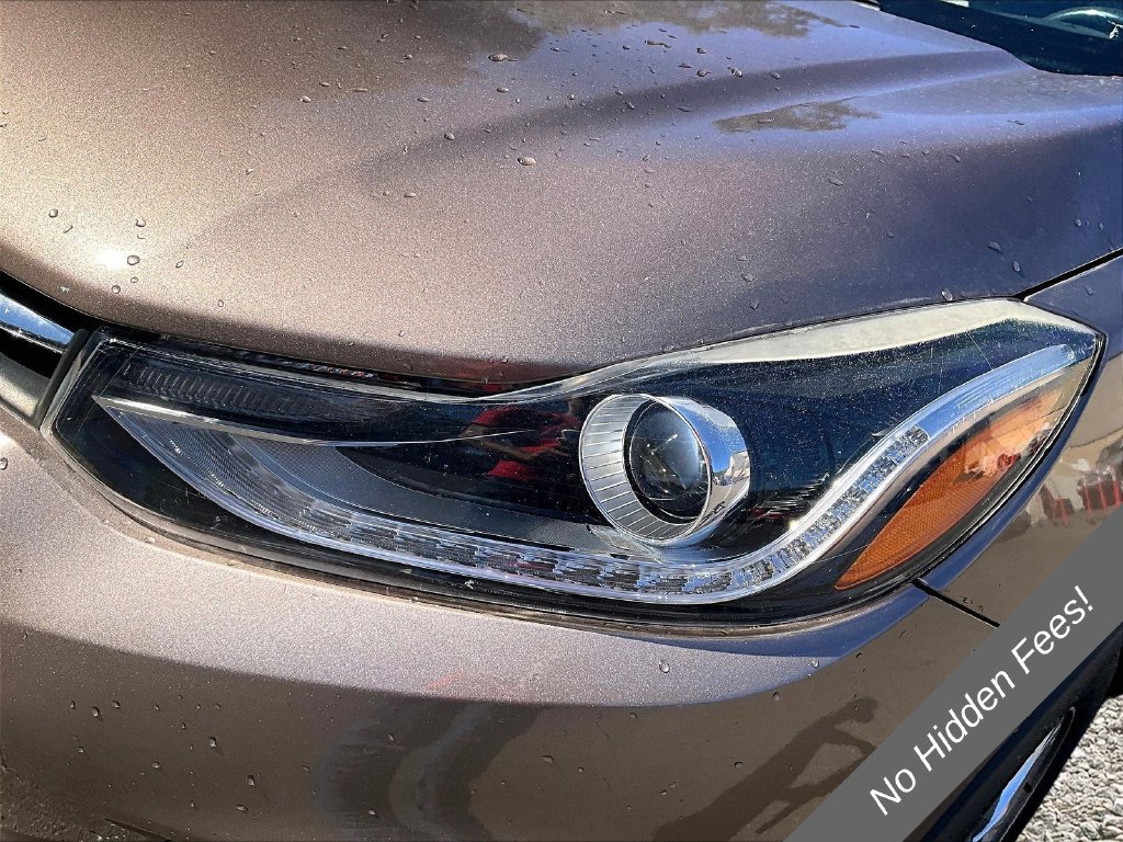 Used 2018 Chevrolet Trax LT w/ LT Convenience Package AWD/4WD image 21