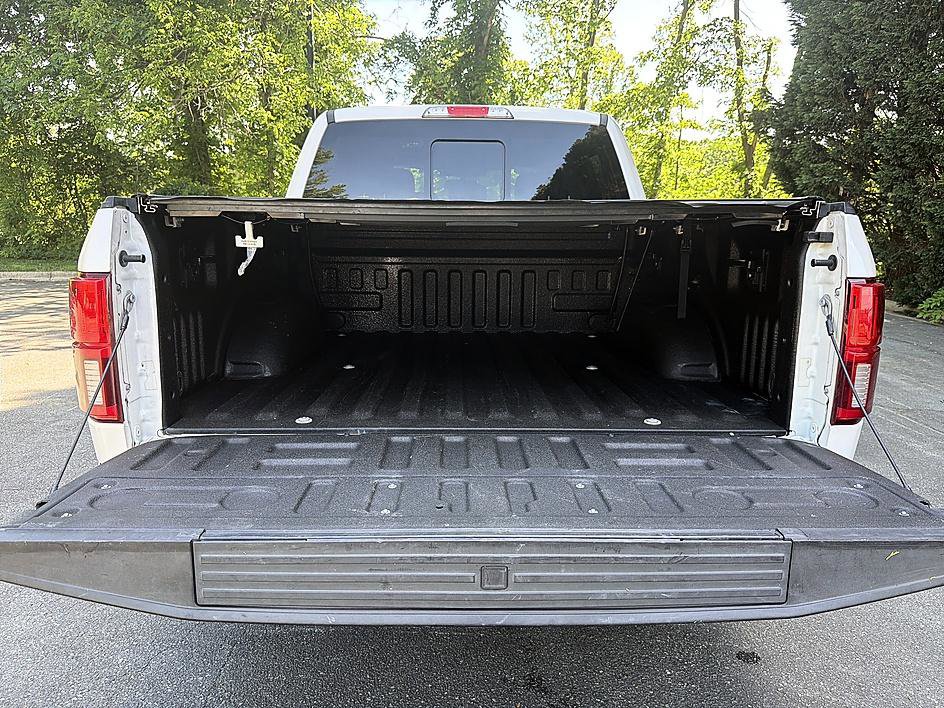 Used 2019 Ford F150 Lariat w/ Equipment Group 502A Luxury AWD/4WD image 22