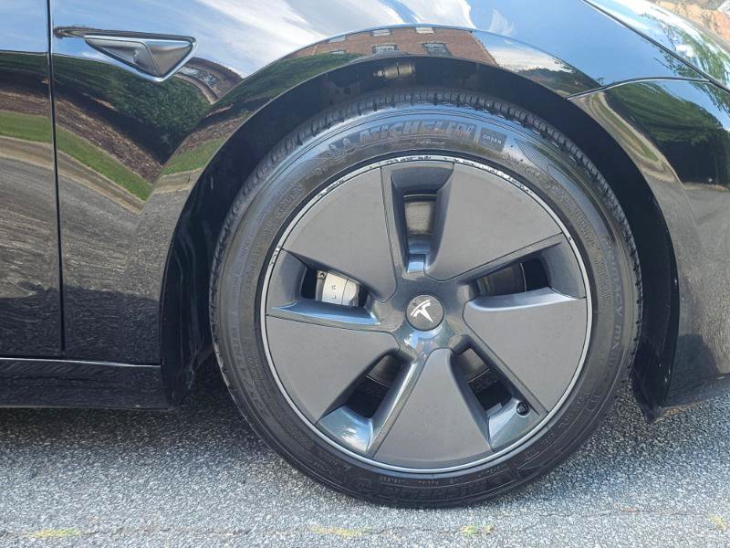 Used 2023 Tesla Model 3 Standard Range RWD image 16