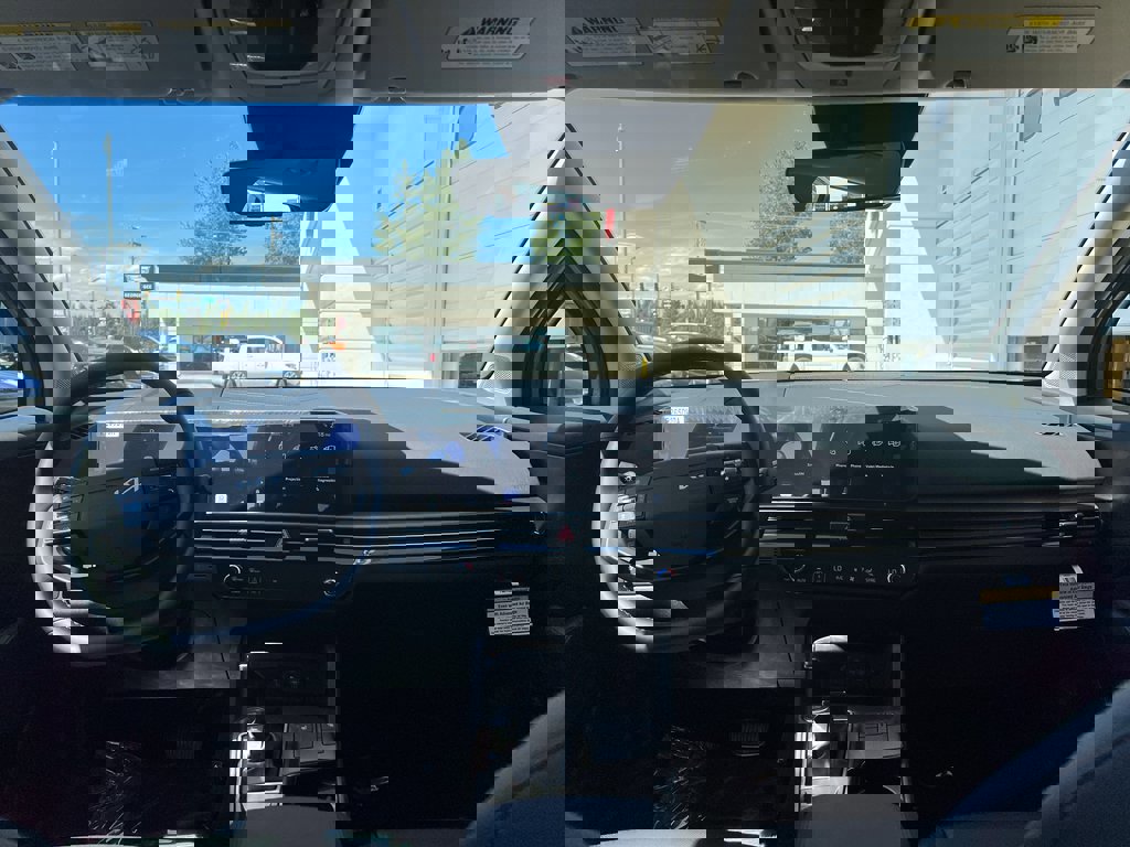 New 2026 Kia Sportage EX image 16