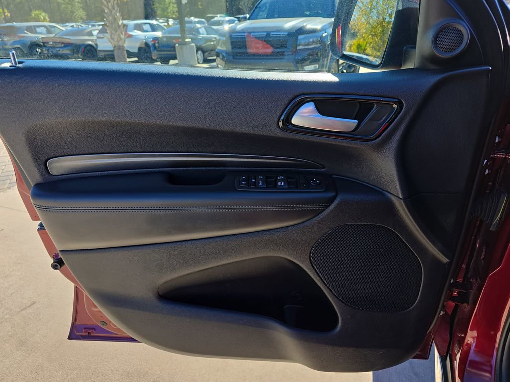 Used 2023 Dodge Durango SXT image 31