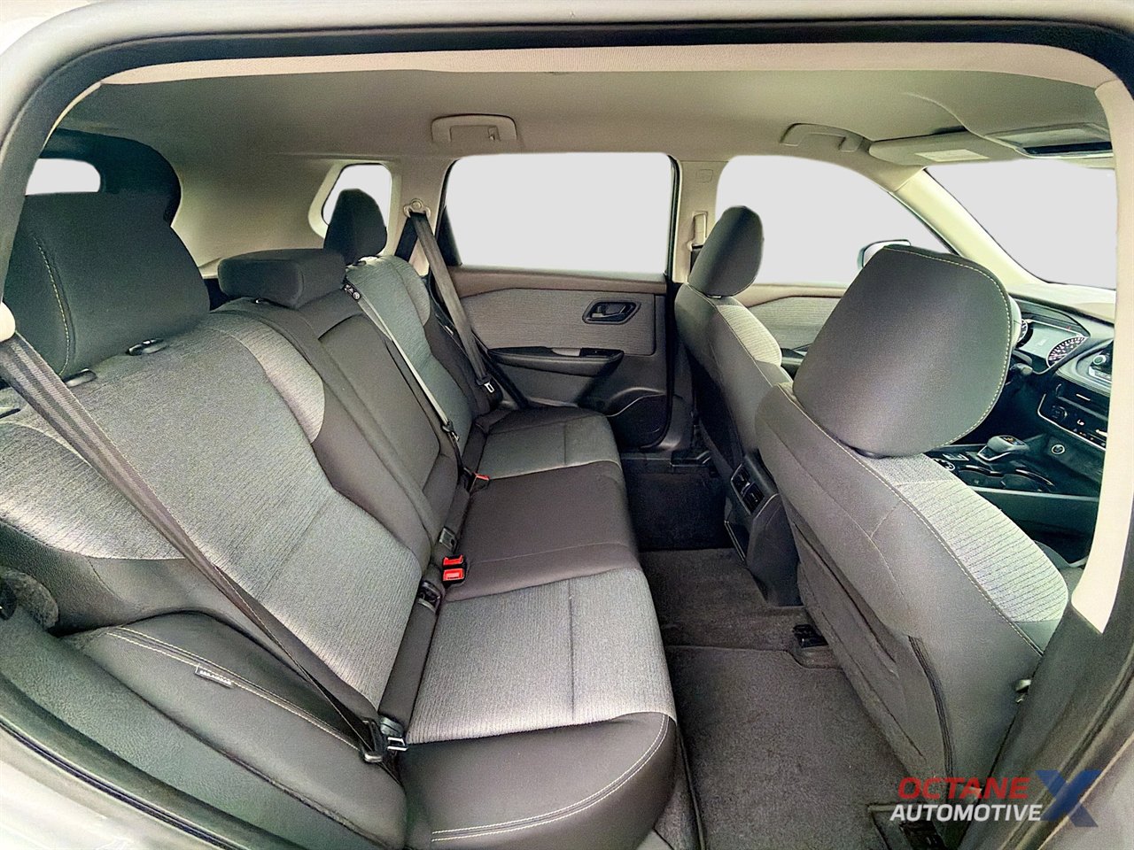 Used 2022 Nissan Rogue S AWD/4WD image 26