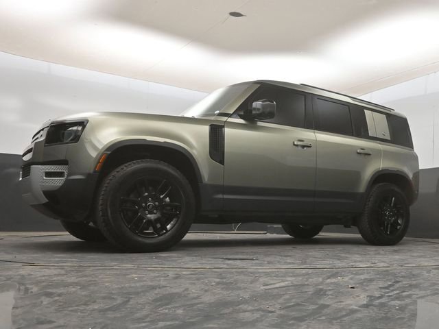Used 2024 Land Rover Defender 110 S image 18