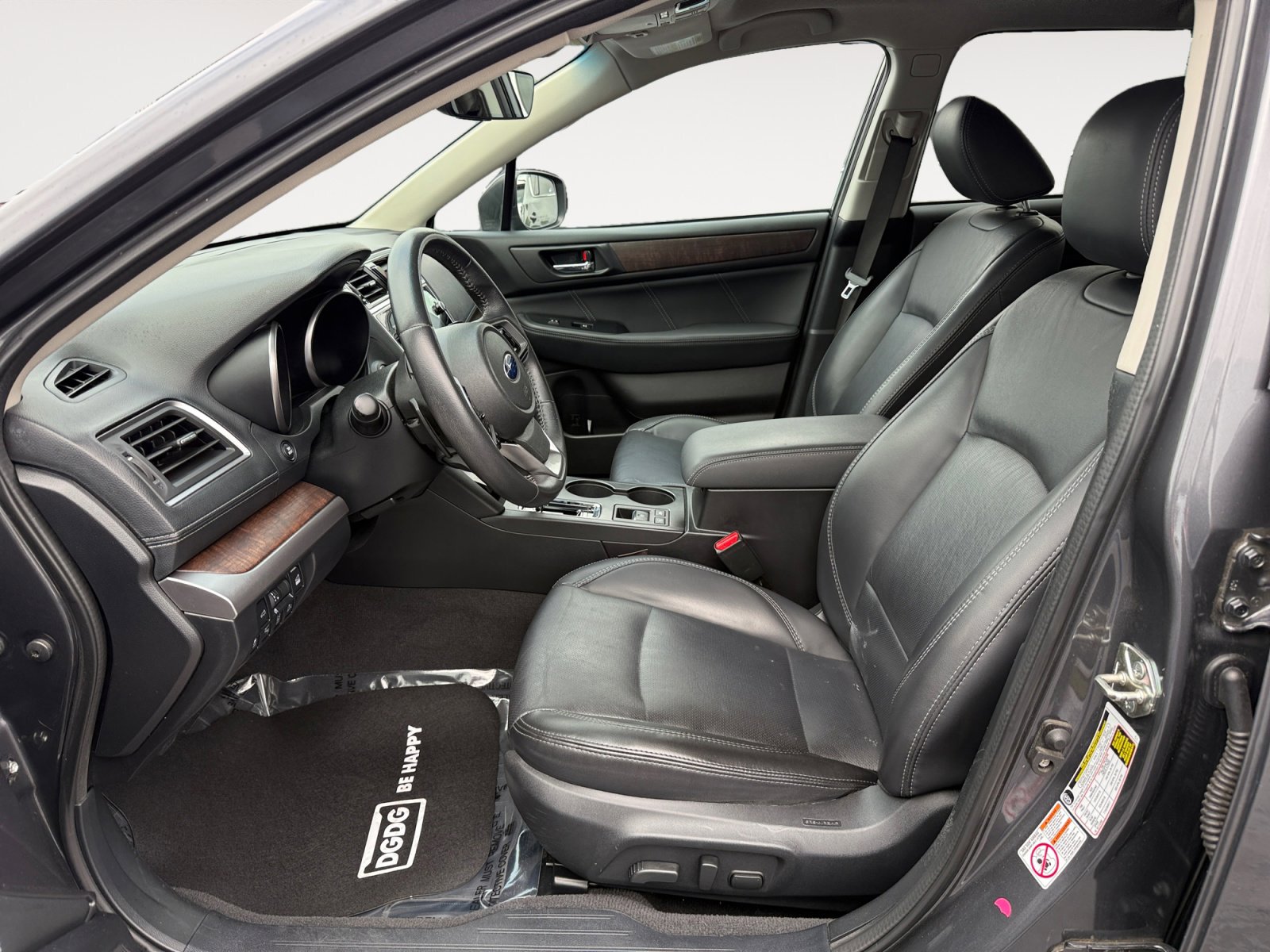 Used 2019 Subaru Outback 3.6R Limited w/ Popular Package #2 AWD/4WD image 10