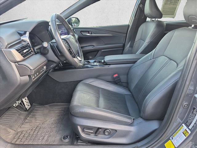 Used 2025 Toyota Camry XSE FWD image 16