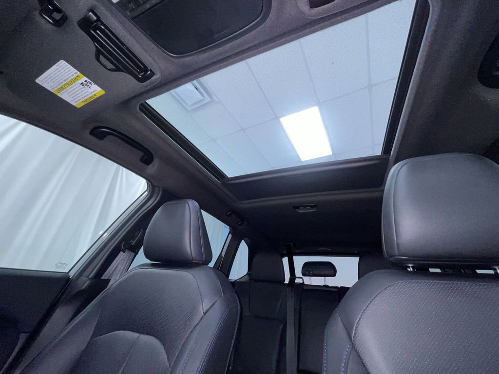 Certified 2025 Subaru Forester Limited image 12