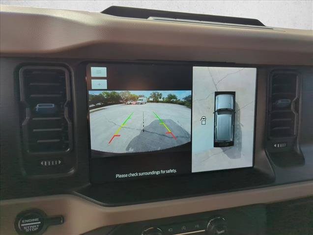 Used 2023 Ford Bronco Wildtrak AWD/4WD image 12