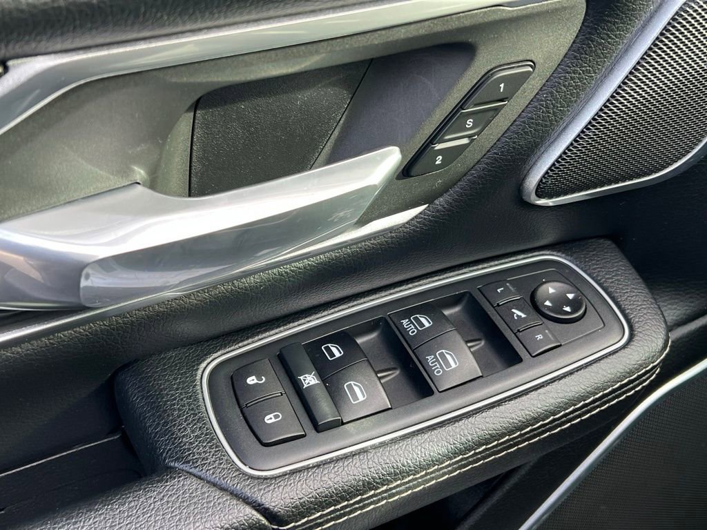 Used 2020 RAM 1500 Laramie image 24