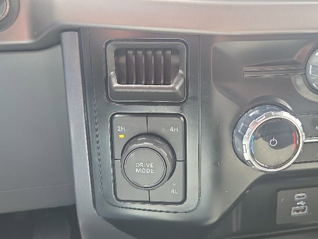 Used 2024 Ford F150 XLT AWD/4WD image 31
