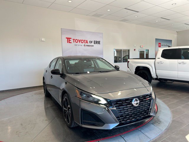 Used 2023 Nissan Altima 2.5 SR w/ SR Premium Package