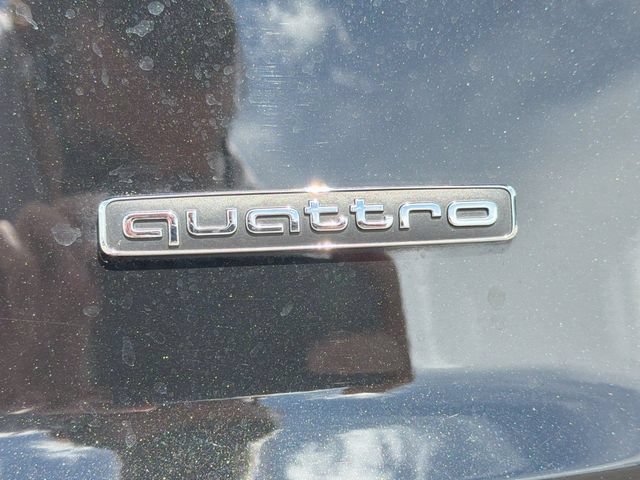 Used 2023 Audi Q7 3.0T Premium Plus w/ Premium Plus Package AWD/4WD image 11