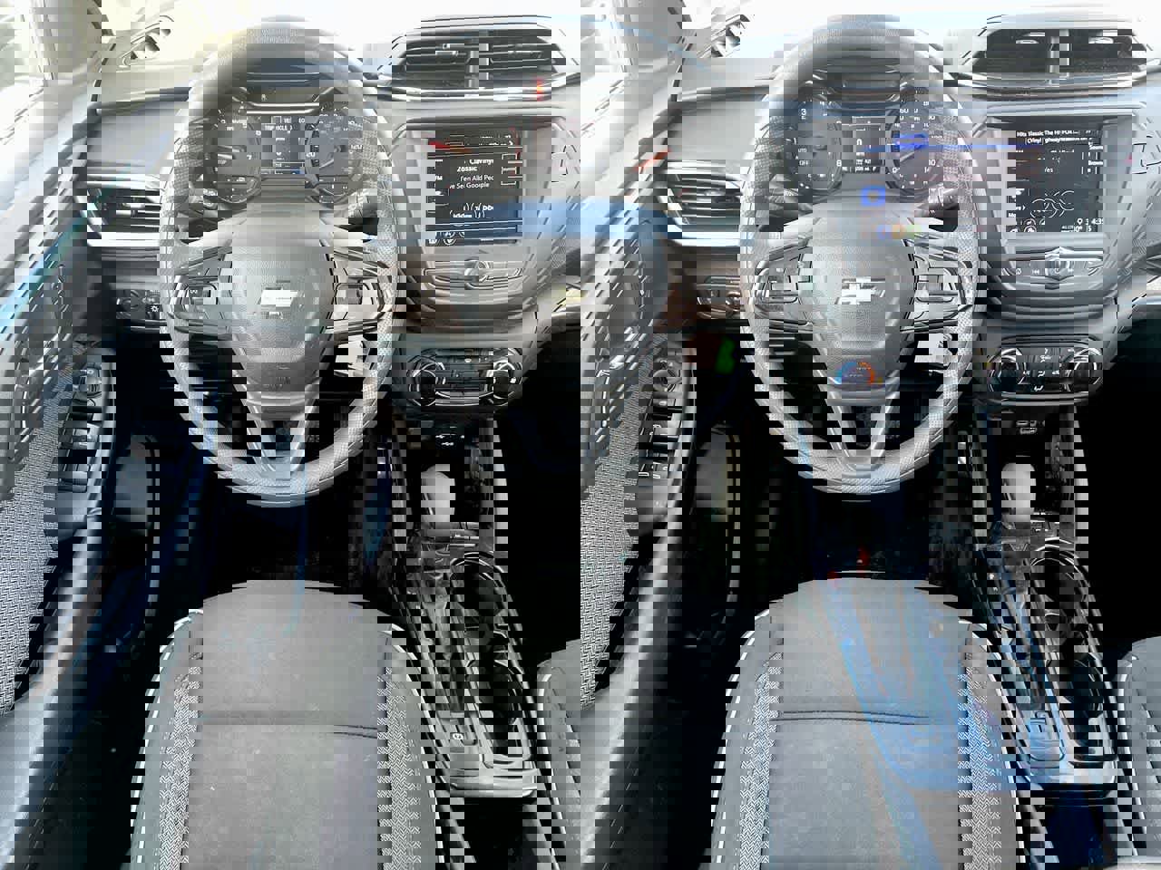 Used 2023 Chevrolet TrailBlazer LS image 11