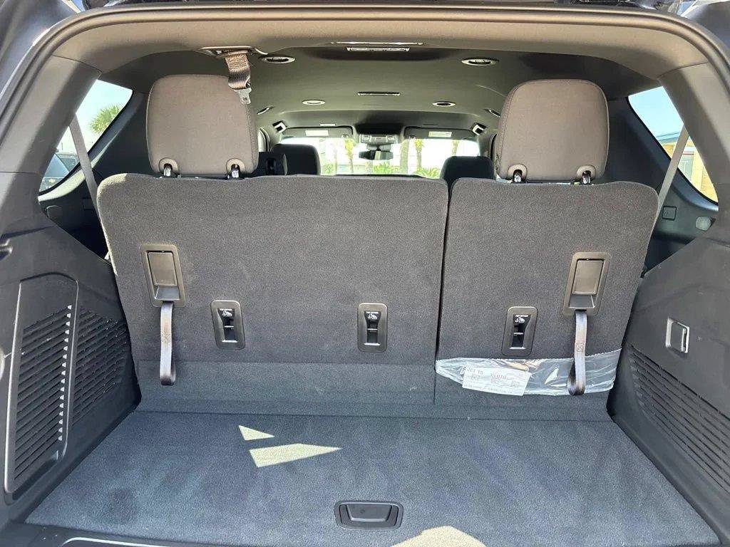 New 2026 Chevrolet Tahoe LS w/ Max Trailering Package RWD image 13