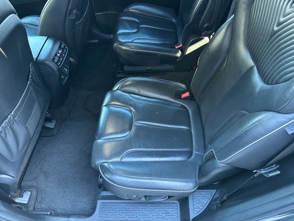 Used 2023 Hyundai Palisade Calligraphy image 15