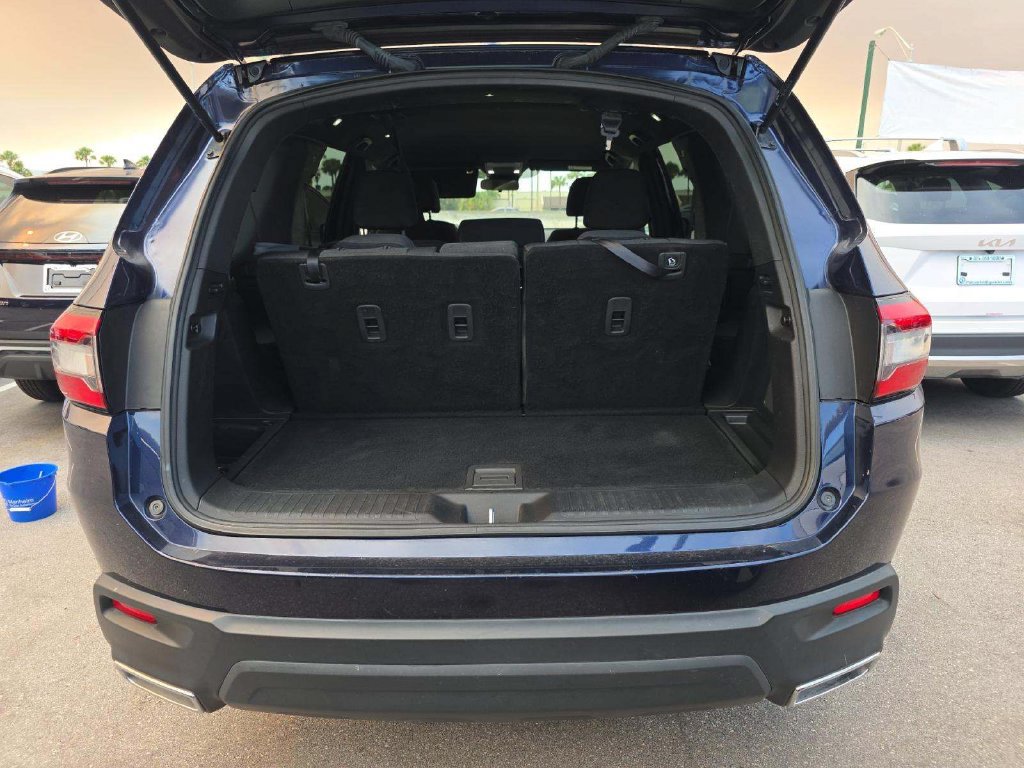 Used 2023 Honda Pilot Sport image 6