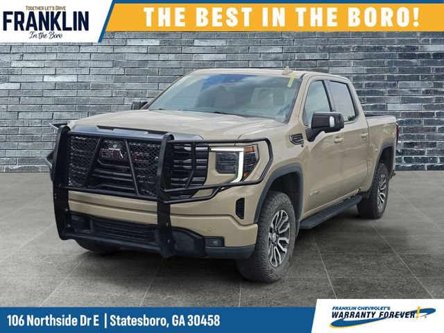 Used 2023 GMC Sierra 1500 AT4 w/ Technology Package AWD/4WD image 1