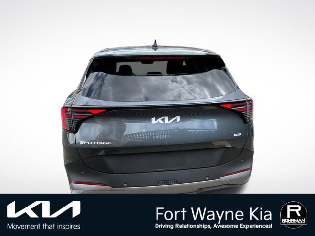 Certified 2026 Kia Sportage LX FWD image 4