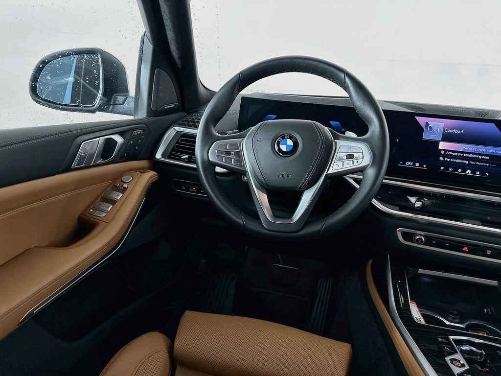 Used 2026 BMW X7 xDrive40i AWD/4WD image 31