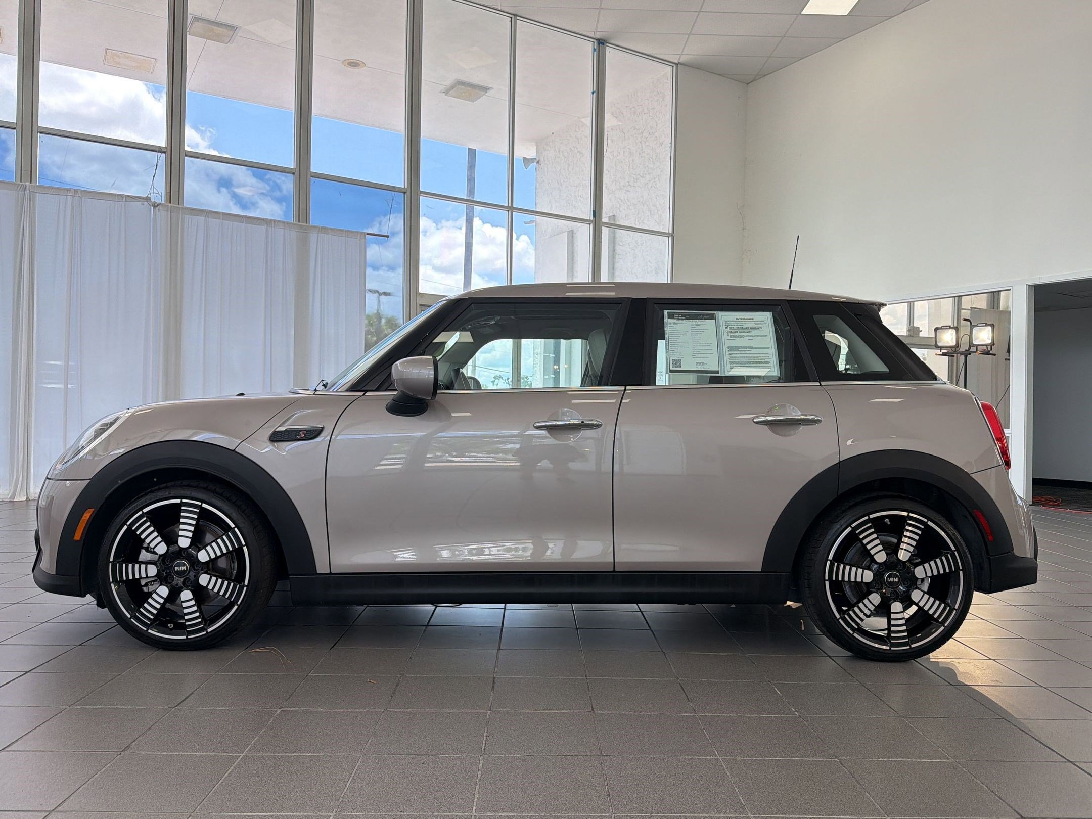 Certified 2023 MINI Cooper S w/ Signature Upholstery Package FWD image 2