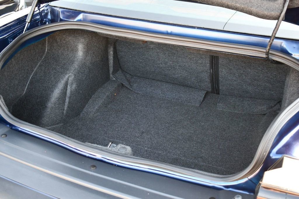 Used 2017 Dodge Challenger SRT Hellcat image 39