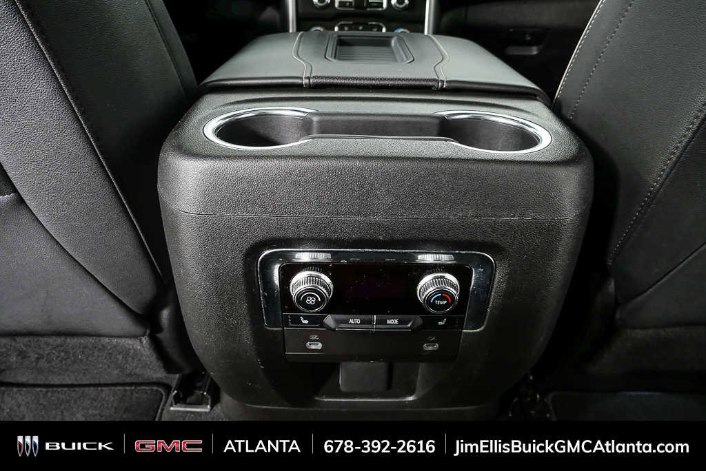 Used 2023 GMC Yukon XL SLT w/ SLT Premium Package image 19