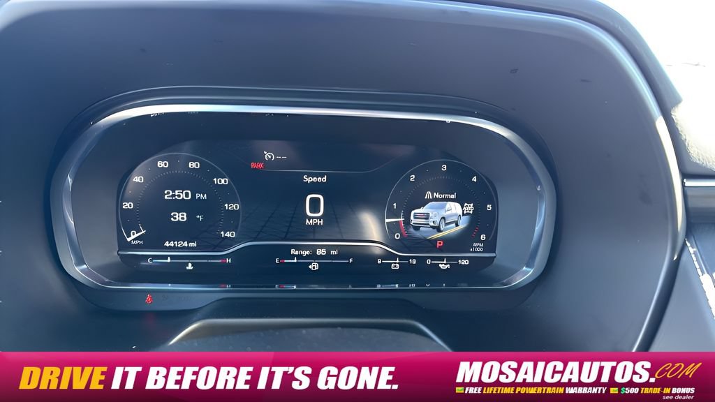 Used 2024 GMC Yukon SLT AWD/4WD image 27