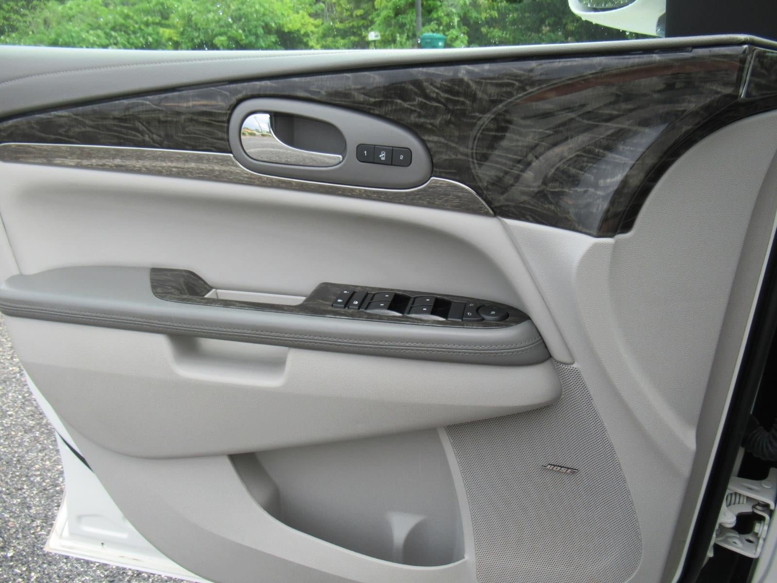 Used 2013 Buick Enclave Leather FWD image 20