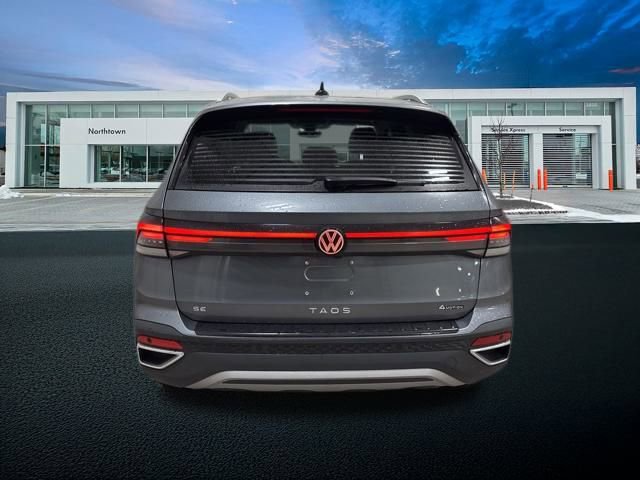 New 2025 Volkswagen Taos SE image 14