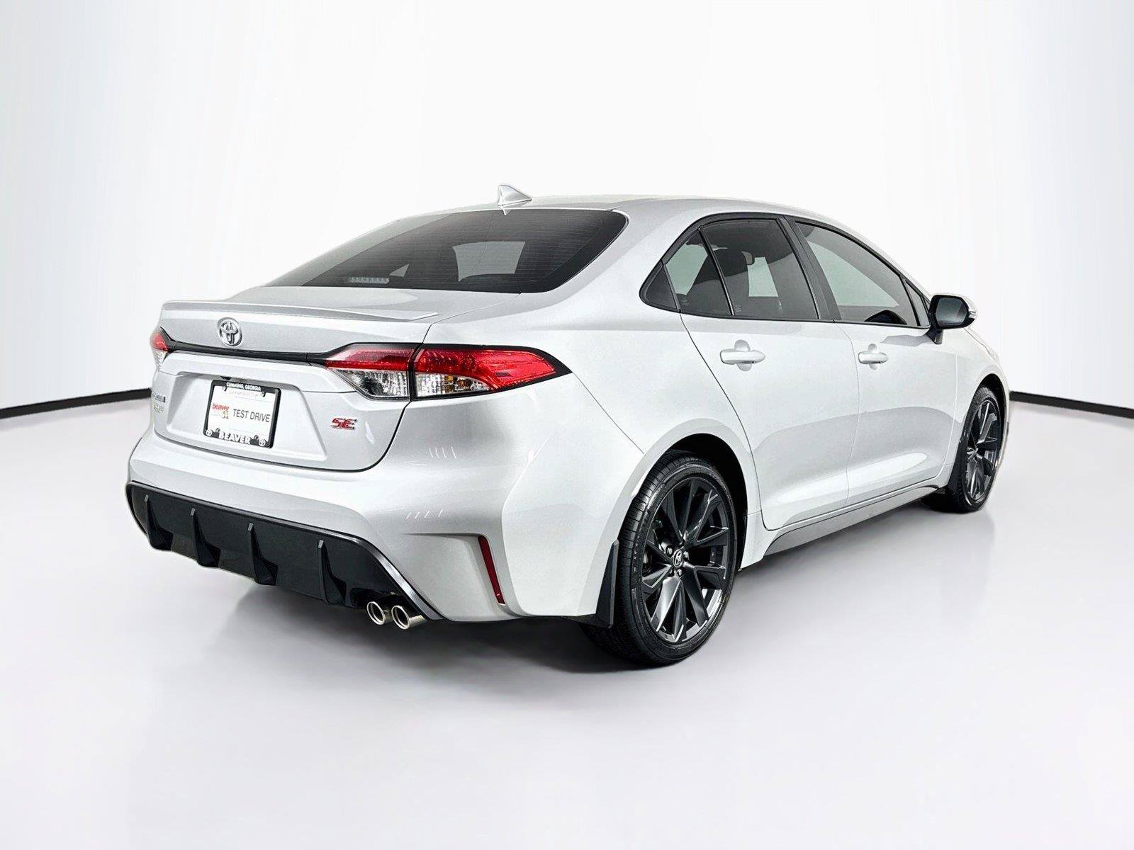 Certified 2026 Toyota Corolla SE FWD image 2