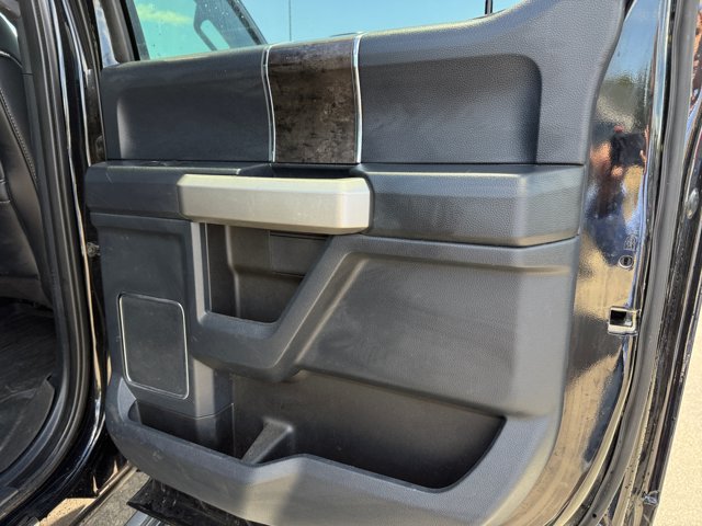 Used 2022 Ford F250 Lariat w/ Lariat Ultimate Package AWD/4WD image 27