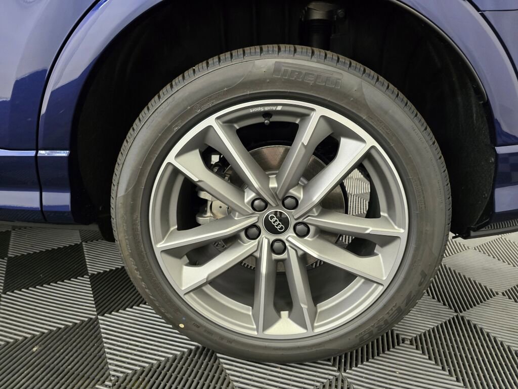 New 2025 Audi Q3 2.0T Premium image 21