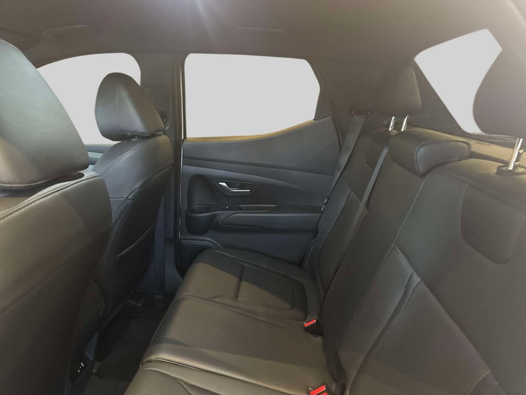 Used 2026 Hyundai Santa Cruz SEL AWD/4WD image 11