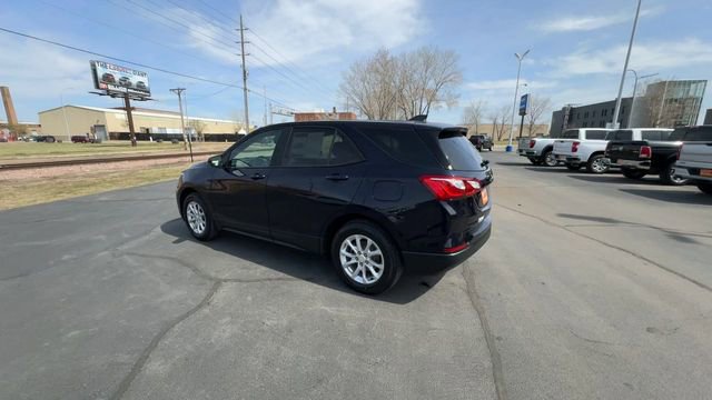 Used 2020 Chevrolet Equinox LS w/ LS Convenience Package image 6