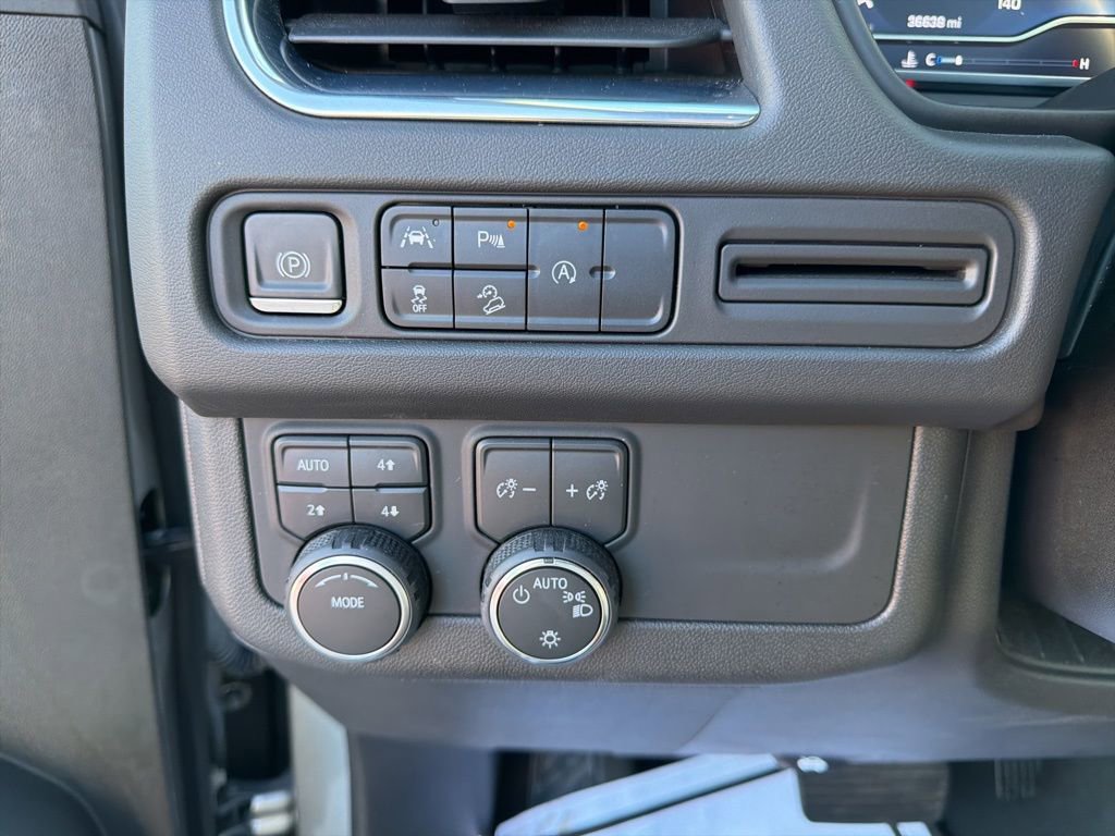 Certified 2023 Chevrolet Tahoe Premier AWD/4WD image 24