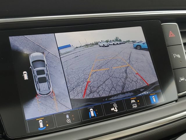 Certified 2023 Buick Enclave Avenir w/ Trailering Package, 5000 lbs. AWD/4WD image 17