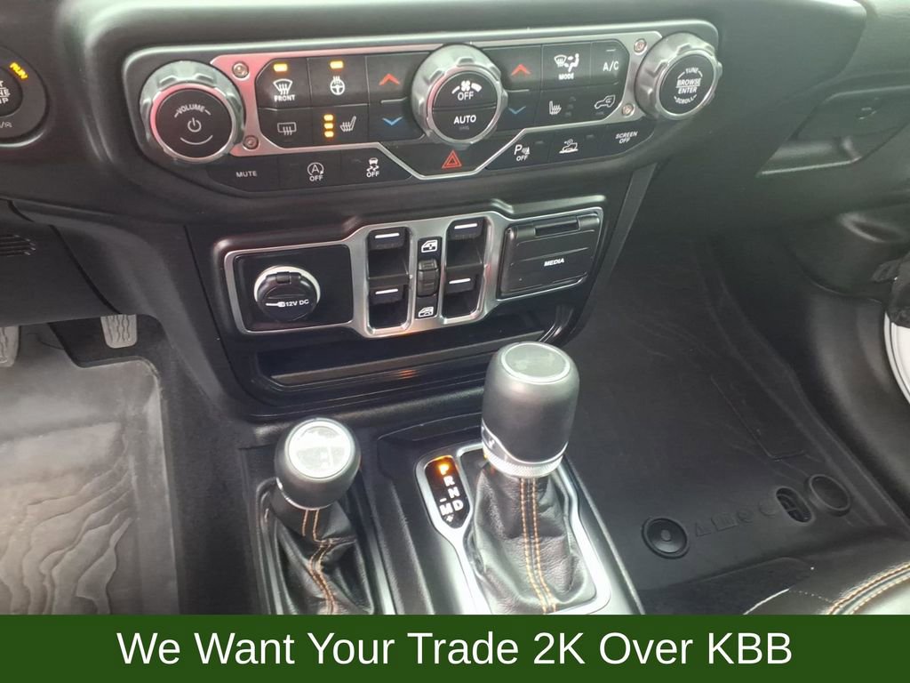 Used 2023 Jeep Wrangler Altitude image 25