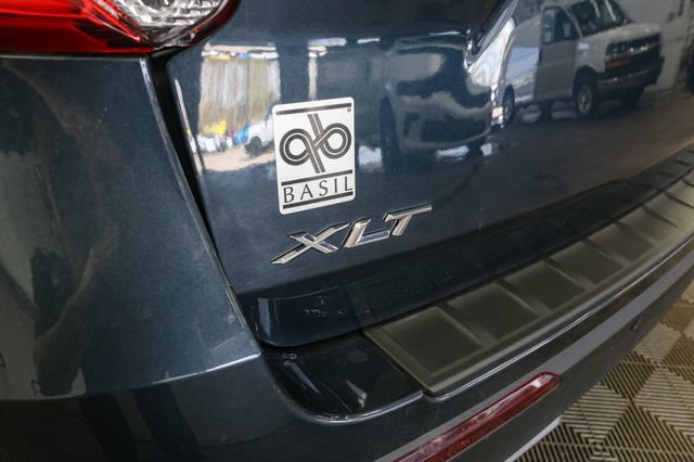 Used 2023 Ford Explorer XLT w/ Equipment Group 202A AWD/4WD image 9